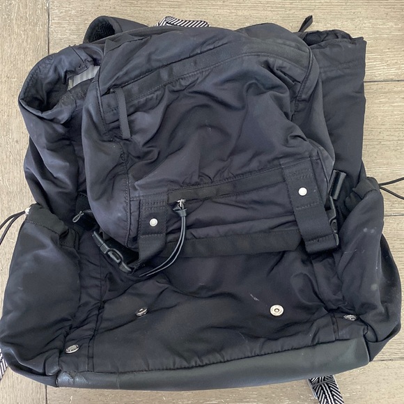 Lululemon Black Backpack travelling yogini rucksack - Picture 2 of 8